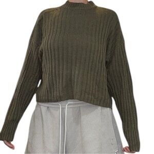 American Eagle Outfitters Dark Green Ribbed Turtleneck Sweater
